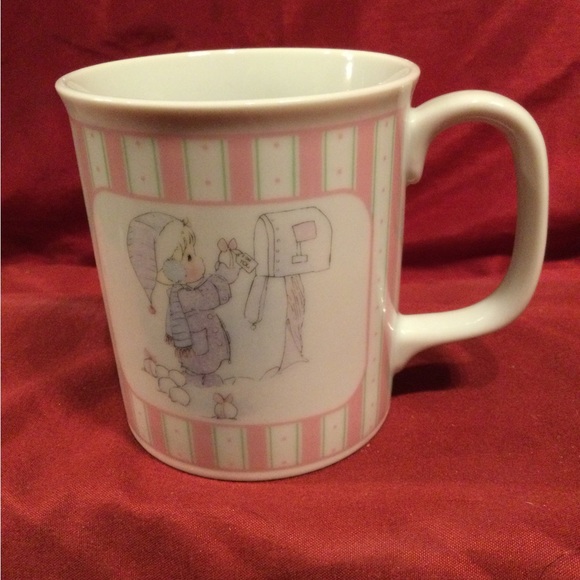 Vintage Precious Moments “Sending You A White Christmas” Mug - Picture 1 of 4